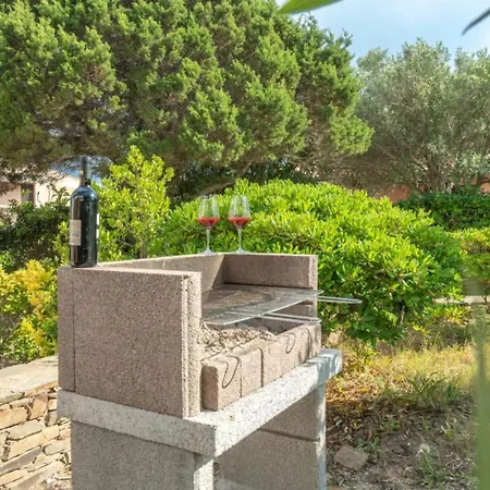 Comfort And Privacy For 4 Guests By La Pelosa Villa *
