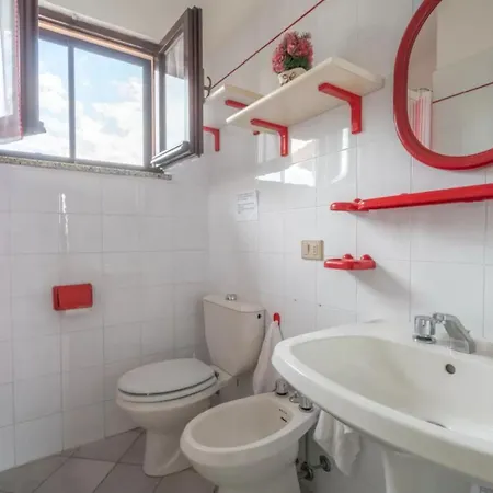 Comfort And Privacy For 4 Guests By La Pelosa Villa