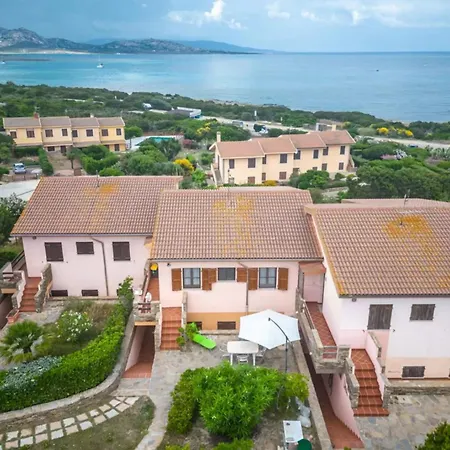 Villa Comfort And Privacy For 4 Guests By La Pelosa *