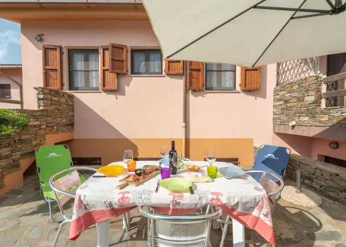 Comfort And Privacy For 4 Guests Стинтино
