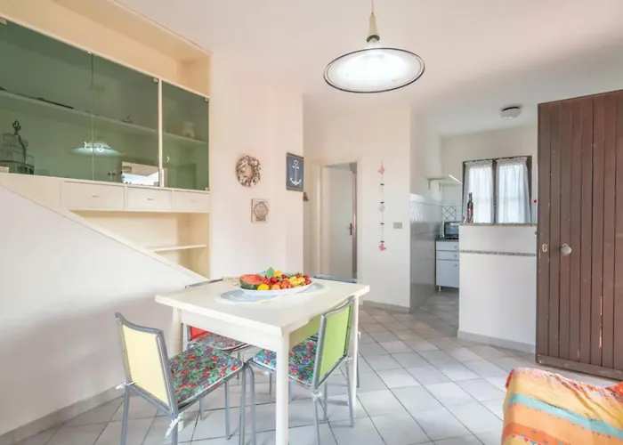 Вилла Comfort And Privacy For 4 Guests Стинтино