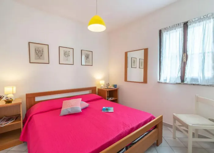 Comfort And Privacy For 4 Guests Стинтино
